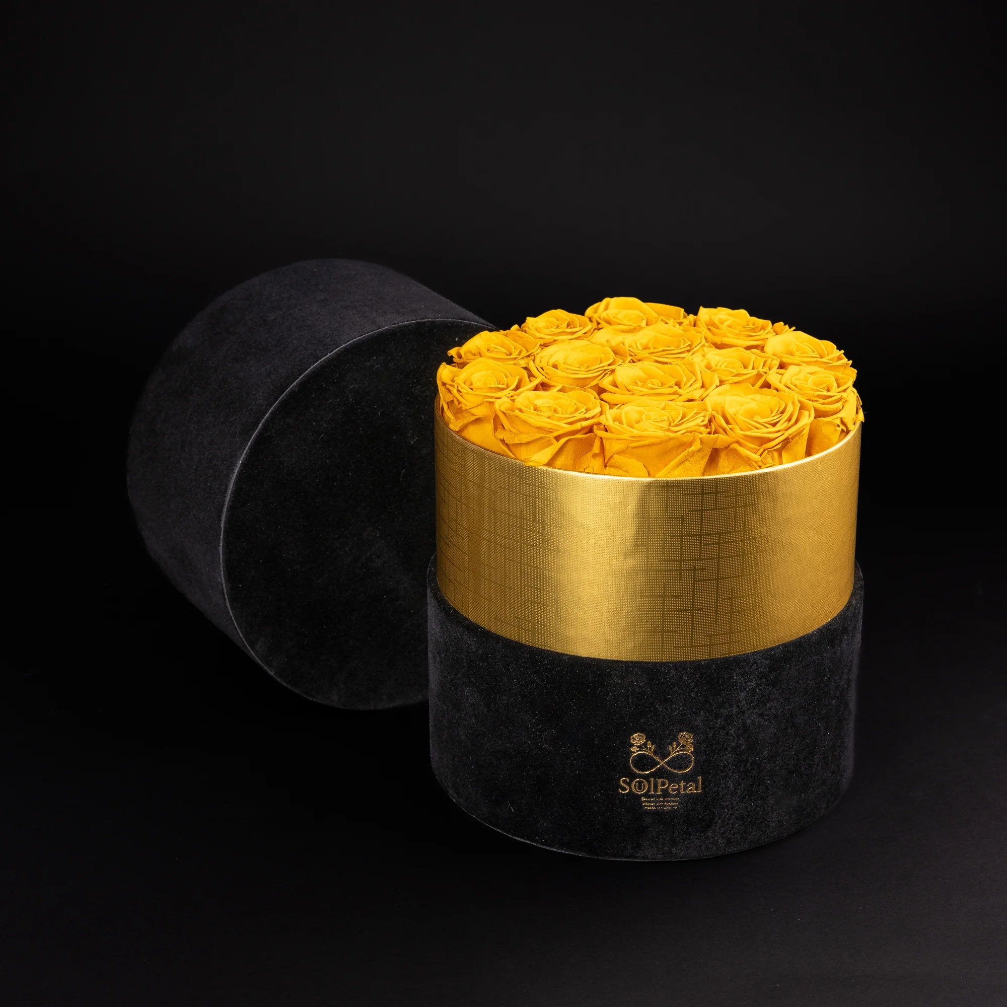 Eternal Roses - Medium Round